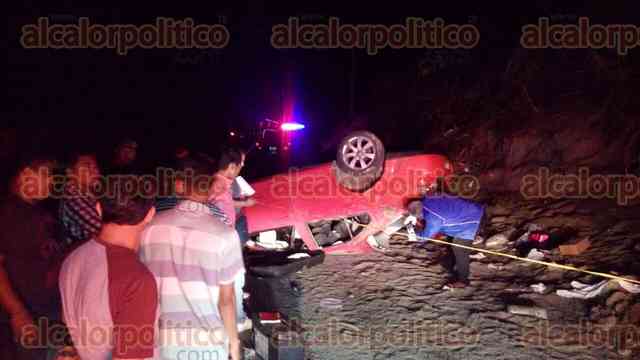 Volcadura en Alvarado deja una persona muerta ya otra lesionada - alcalorpolitico