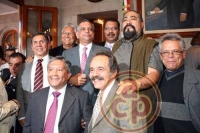 El gobernador Fidel Herrera con los caricaturistas. Nicanor, Beto Gato, Chocholito, el Tlacuilo, Adrin y Jobn
