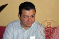 Am�rico Z��iga descart� una confrontaci�n con Elizabeth Morales ya que los dos pretenden obtener el registro como precandidatos a la alcald�a de Xalapa. Este d�a se reuni� con integrantes de la organizaci�n Nuevo M�xico Foto: Patricia Barradas