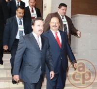 Emilio Gamboa Patrn, lder nacional de la CNOP y Csar Duarte Jquez, gobernador del estado de Chihuahua