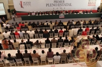 Xalapa, Ver., 28 de enero de 2012.- Este s�bado, se llev� a cabo el Primer pleno estatal 2012 de la Fundaci�n Colosio Veracruz, el cual fue presidido por Erick Lagos, presidente del CDE del PRI y Fernando S�nchez, presidente de dicha fundaci�n. Foto: Carol Su�rez Barr�n