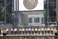 Mxico, D.F, 30 de mayo de 2015.- En el marco de la Semana del detenido-desaparecido, activistas defensores de derechos humanos marchan de la Secretara de Gobernacin a la PGR para demandar la presentacin con vida de los miles de desaparecidos en Mxico.