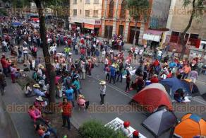 Ciudad de Mxico., 25 de mayo de 2016.- Instalan docentes casas de campaa para mantener su protesta contra la reforma educativa y despidos de profesores.