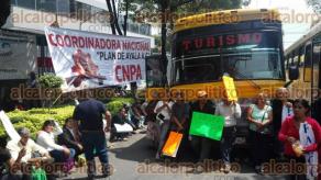 Ciudad de Mxico, 26 de Septiembre de 2016.- Cientos de campesinos de diversas organizaciones mantienen un plantn afuera de la Sagarpa en las oficinas centrales. Veracruz registra una delegacin para exigir recursos al campo.