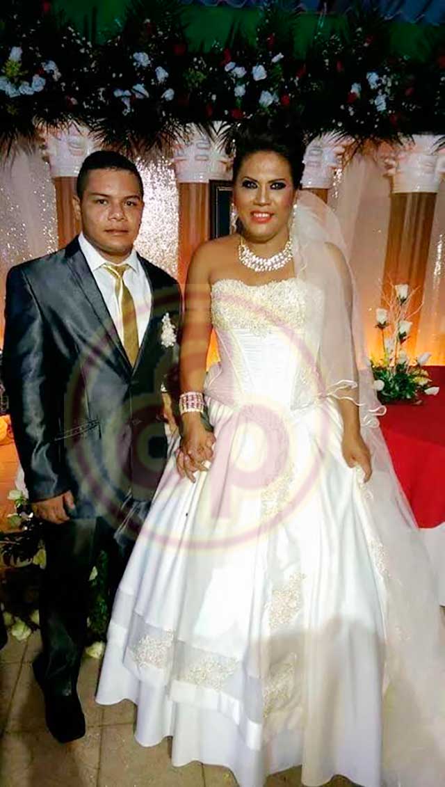 Primera boda gay en el sur del Estado; se casaron por el civil Aranza y  Ulises - Al Calor Político