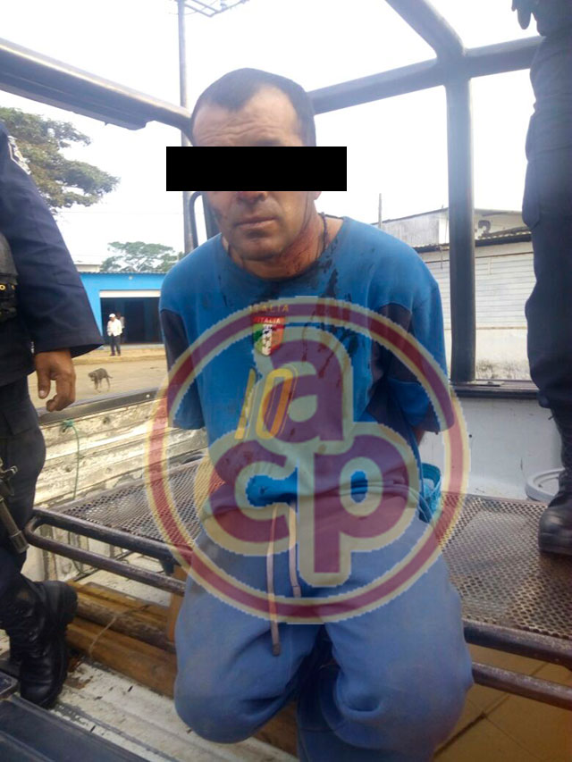 Vecinos detienen y golpean a presunto homicida, en Santiago Tuxtla - alcalorpolitico