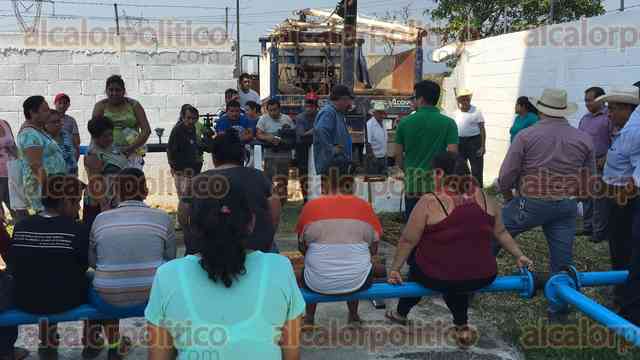 Bloquean carretera Córdoba-Naranjal para pedir solución a ... - alcalorpolitico