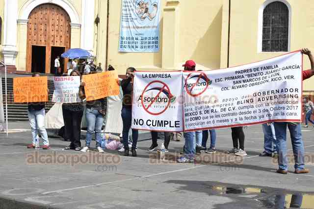 Protestan padres de familia de escuela de Xico por atraso en ...
