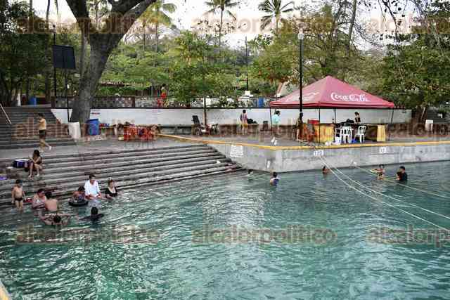 Reabren parque acuático y aguas termales de “El Carrizal” - Al Calor  Político