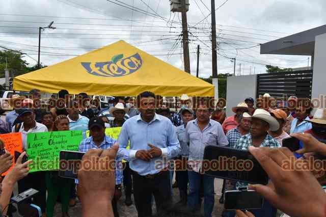 Sigue conflicto en Jesús Carranza tras elección municipal; no quieren recuento en Xalapa - Vimarsana News