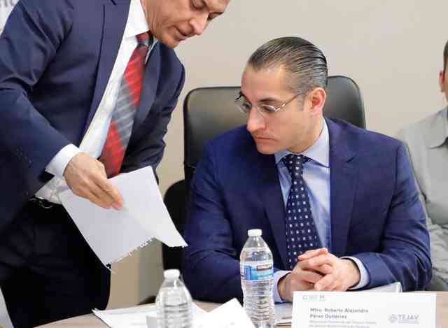 "Viajes, gastos, excesos"; denuncian ante FGR a Presidente del TEJAV - Vimarsana News