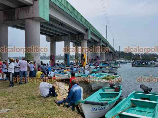 Pescadores de la zona de Tamiahua se rebelan contra las vedas - Vimarsana News