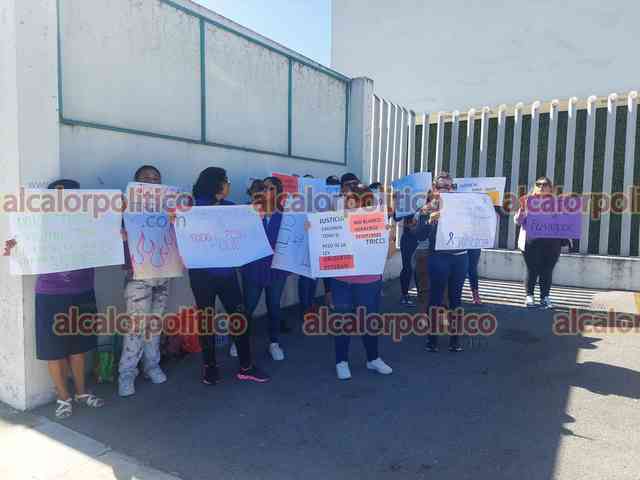 Llegan a Fiscalía de Orizaba para exigir justicia por feminicidio de ...