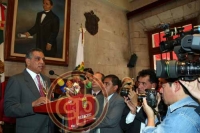 Con los reporteros gr�ficos