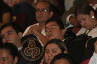 El precandidato priista a la gubernatura, Javier Duarte de Ochoa, se reuni� con personajes intelectuales del estado, dentro el foro intelectual �Veracruz y la cultura�, donde dijo que si gana las elecciones a Gobernador, construir� una nueva sala de arte y cultura para Xalapa.