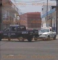 Espectacular persecución policial a camión cargado con pollos, en Orizaba -  Al Calor Político