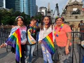 Ciudad de México, 25 de junio de 2022.- Este sábado, desde temprano, arribaron al Ángel de la Independencia miles de participantes a la 44 Marcha del Orgullo LGBTTTIQ+.
