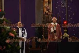 Xalapa, Ver., 19 de marzo de 2023.- El arzobispo de Xalapa, Jorge Patrón Wong, ofició la misa dominical en la Catedral de Xalapa.