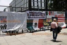 Ciudad de México, 1° de junio de 2023.- En la embajada de EU, colectivos de migrantes exhortan a un boicot económico contra el estado de Florida por sus políticas antimigratorias.
