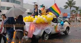 Orizaba, Ver., 3 de junio de 2023.- La tarde de este sábado, integrantes del Colectivo Igualdad Orizaba realizaron la Marcha del Orgullo LGBTIQ+ ?Nacimos para ser Libres?, misma que se dedicó en especial al sector de las chicas trans.
