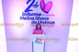 Boca del Río, Ver., 28 de noviembre 2023.- La presidenta del DIF municipal, Melina Rivera de Unánue, presentó su Segundo Informe de Actividades, en un hotel de la ciudad. La acompañó su familia y cientos de residentes boqueños, así como autoridades locales.