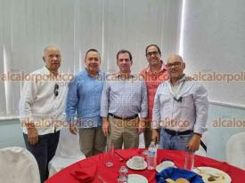 Coatzacoalcos, Ver., 3 de mayo de 2024.- El candidato del PRI-PAN-PRD a la gubernatura, Jos Yunes Zorrilla, se reuni con integrantes de CANACO en este municipio.
