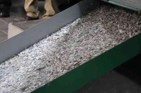 Xalapa, Ver., 6 de noviembre de 2025.- Este jueves se destruyeron 101 mil credenciales para votar que fueron tramitadas y cuyos dueños no acudieron por ellas a los Módulos del INE.