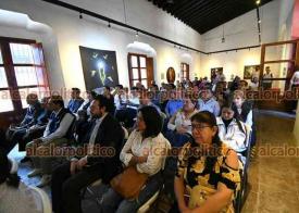 Xalapa, Ver., 7 de noviembre de 2025.- En el Centro Recreativo se presentó el libro ?Diario de una transición histórica?, escrito por la presidenta Claudia Sheinbaum. Participó el senador Manuel Huerta.