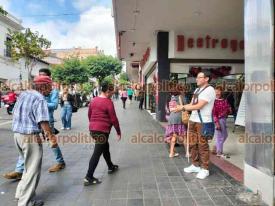 Xalapa, Ver., 15 de noviembre de 2025.- Por diversos rumbos de la ciudad están los católicos que recolectan este ?Día de la Caridad? para la casa asistencial Cáritas.