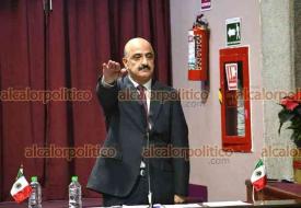 Xalapa, Ver., 18 de noviembre de 2025.- Con el secretario de Gobierno, Ricardo Ahued, arrancaron en el Congreso las comparecencias de dependencias por el Primer Informe de la Gobernadora. Asisti la presidenta del Poder Judicial, Rosalba Hernndez; el alcalde Alberto Islas, y el subsecretario de Gobierno, Jos Manuel Pozos, entre otros funcionarios.