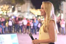 La alcaldesa Paty Lobeira inaugur la noche del martes 9 de diciembre la rehabilitacin y reactivacin integral del Centro Histrico, proyecto que transforma la infraestructura urbana, impulsa el desarrollo econmico, fortalece el turismo y rescata el valor histrico de esta importante zona.