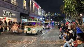 Xalapa, Ver., 20 de diciembre de 2025.- Este sábado, ciudadanos disfrutaron del Desfile Navideño Xalapa, organizado por la asociación Sumando Voluntades, cuyo recorrido inició en Xalapeños Ilustres y culmina en Los Tecajetes.