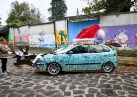 Xalapa, Ver., 21 de diciembre de 2025.- La uni�n de clubes UCX de Xalapa realiz� un desfile navide�o.
