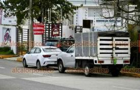 Xalapa, Ver., 30 de diciembre de 2025.- En Verificentros de la ciudad tambi�n se observan largas filas de automovilistas.