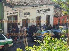 Xalapa, Ver., 5 de enero de 2026.- En las oficinas de CMAS, ubicadas en la calle Barrag�n, en el centro de la Capital, usuarios hacen fila para efectuar el pago anual anticipado.
