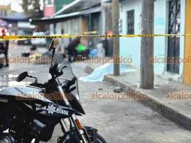 Xalapa, Ver., 25 de enero de 2026.- Hallan a hombre sin vida en la calle Ignacio Comonfort en la colonia Revoluci�n. Param�dicos acudieron al lugar, quienes corroboraron que no contaba con signos vitales.
