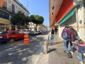 Xalapa, Ver., 4 de febrero de 2026.- Fue cerrado carril de Enr�quez, casi en la esquina con Lucio, por los trabajos en edificios.