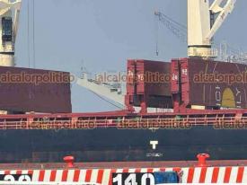 Veracruz, Ver., 19 de febrero de 2026.- El buque ?Papaloapan? regres� a cargar a Veracruz tras llevar m�s de 814 toneladas de ayuda humanitaria a Cuba. De acuerdo con la Armada de M�xico, todav�a est�n pendientes por mandar a la isla mil 500 toneladas de frijol y leche en polvo.