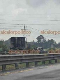 Orizaba, Ver., 22 de febrero de 2026.- As� luci� la autopista Orizaba-C�rdoba la tarde de este domingo, a la altura de la entrada de Orizaba con direcci�n a Veracruz, tras el incendio de veh�culos en carreteras en la regi�n. Transportistas temen que lleguen a quemarles sus unidades.