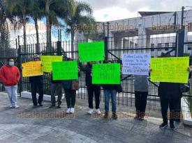 Xalapa, Ver., 24 de febrero de 2026.- Vecinos de Jilotepec protestaron en el Congreso del Estado por el abandono de la obra en la calle 2 de Abril en aquella poblaci�n.