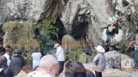 Ixtaczoquitl�n, Ver., 6 de marzo de 2026.- En las Grutas de Galicia en Cumbre del Mexicano, inici� el festival Xochitlalli, donde habitantes honran a la Madre Tierra. Se esperan miles de visitantes en los 3 d�as que dura este evento.
