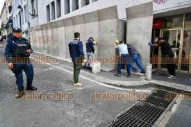 Xalapa, Ver., 8 de marzo de 2026.- Blindan las instalaciones de la Secretar�a de Seguridad P�blica, as� como iglesias y bancos en el centro de la ciudad, ante la marcha del 8M.