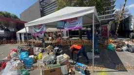 Xalapa, Ver., 14 de marzo de 2026.- En la explanada del Teatro del Estado, como parte del Reciclat�n Ecofest, se reciben aparatos electr�nicos, aceite vegetal, cart�n y papel, medicamentos y pl�sticos. Estar�n hasta las 2 de la tarde.