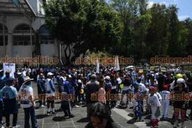 Xalapa, Ver., 22 de marzo de 2026.- Con un desfile, inici� la celebraci�n de los 100 a�os del Barrio del Dique.

