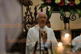 Xalapa, Ver., 5 de abril de 2026.- El arzobispo de Xalapa, Jorge Patr�n Wong, oficio la misa de Domingo de Pascua en la Catedral Metropolitana.