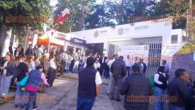 Xalapa, Ver., 20 de abril de 2026.- Integrantes del Sindicato Nacional de Trabajadores de la Salud, tomaron las instalaciones de la Secretar�a de Salud, exigen respuesta del gobierno a diversas problem�ticas.
