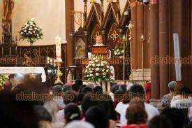 Xalapa, Ver., 26 de abril de 2026.- El p�rroco de la Catedral Metropolitana, Jos� Ignacio Barrera, presidi� la eucarist�a este d�a en que la Iglesia celebra el Domingo del Buen Pastor.
