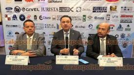 Xalapa, Ver., 30 de abril de 2026.- La Confederaci�n Patronal de la Rep�blica Mexicana, COPARMEX-Xalapa celebr� con un foro sobre seguridad y una cena, el 40 aniversario de su creaci�n. Asistieron mandos del Ej�rcito y de la Guardia Nacional pero empresarios lamentaron que no lleg� el titular de Seguridad P�blica estatal, el contralmirante Alfonso Reyes Garc�s ni se dign� enviar a un representante.
