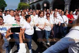 Xalapa, Ver., 1� de mayo de 2026.- Con poca presencia de ciudadanos, la ma�ana de este viernes arranc� el desfile conmemorativo por el D�a del Trabajo.
