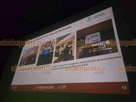 Orizaba, Ver., 1� de mayo de 2026.- La titular de la Comisi�n Estatal de B�squeda, Lutgarda Madrigal, y la comisionada nacional de B�squeda, Martha Lidia P�rez Gumercindo, presentaron en Orizaba el mecanismo de la Alerta Nacional de B�squeda ante familiares de personas desaparecidas
